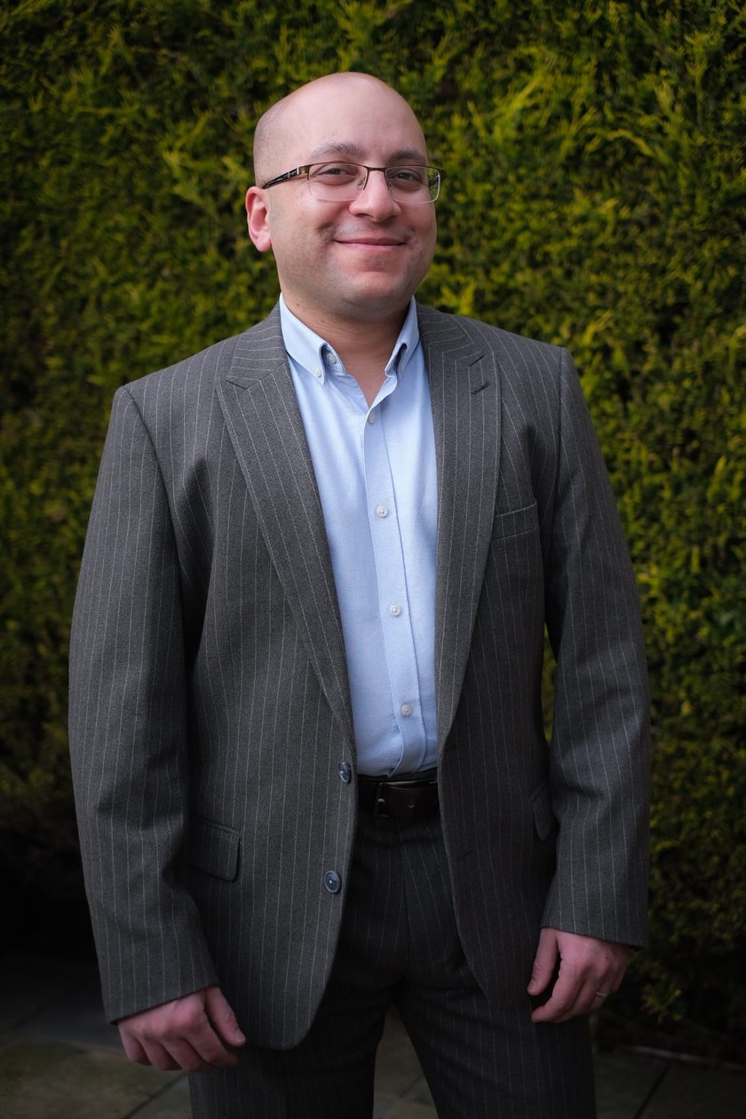 Portrait of Dr AlHilali, Consultant Clinical Oncologist